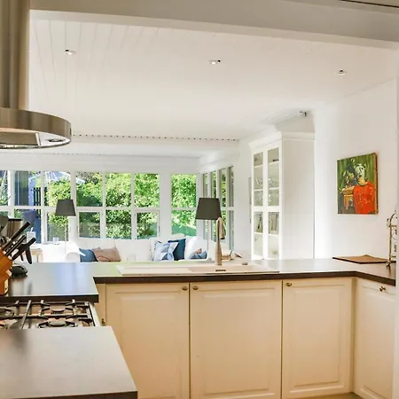 Holiday home With Hot Tub Ix Hornbaek